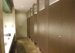 公共衛(wèi)生間隔斷尺寸是多少