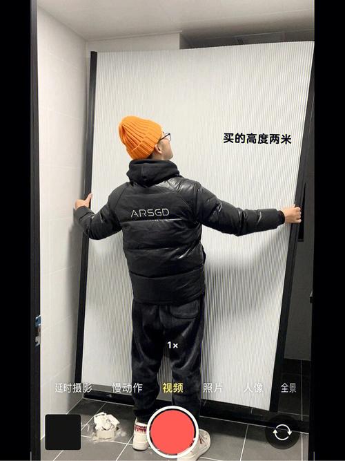 小戶型衛生間巧用隱形淋浴隔斷，輕松省下千元空間與預算